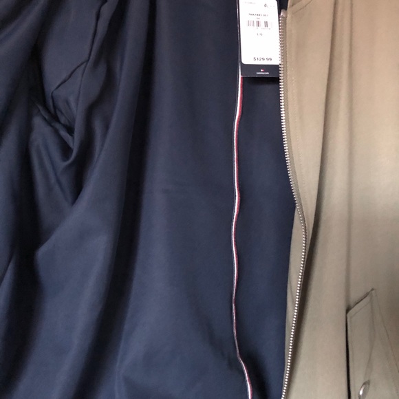 Tommy Hilfiger bomber jacket - Picture 3 of 3